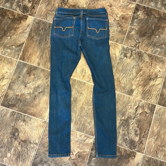 Bonnie Blue Shred - Picture 6 of 6